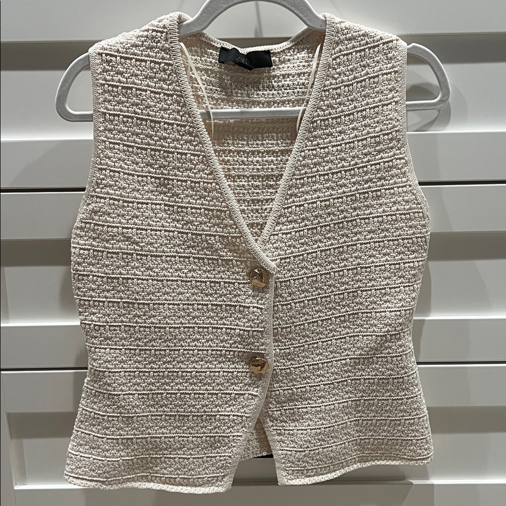 NWOT Zara Off-White Textured Knit Top